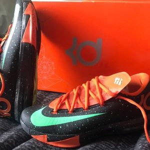 Nike Basketball KD VI (Texas Edition)